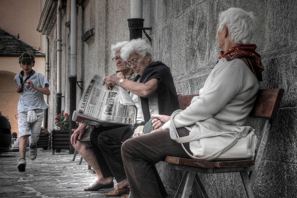 Reading the press