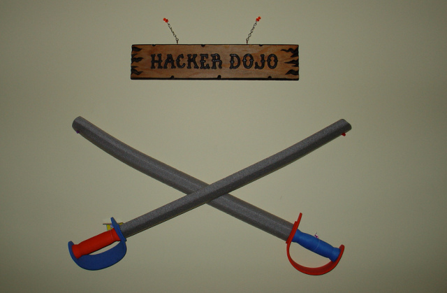 tunisie_hacker_Internet_dojo_epees